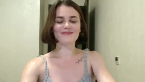 Snapshot of linda_aa chatting on 06/29/26, 07:03 Linda online show from 06/29/26, 07:03