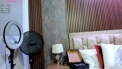 linda cabal online show from 11/10/25, 09:03