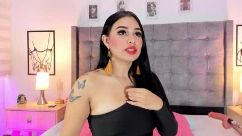 Snapshot of linda_fosterr chatting on 01/05/26, 07:39 Linda Fosterr online show from 01/05/26, 07:39