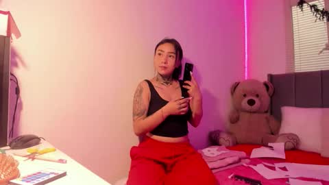 Lindaa maria  online show from 09/29/25, 08:35