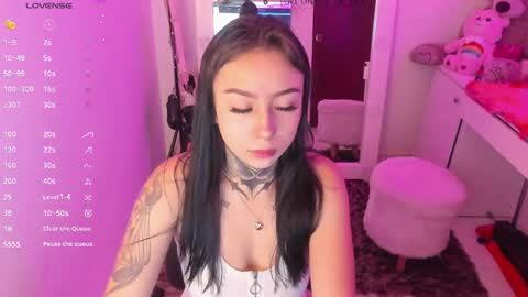 Lindaa maria  online show from 11/09/25, 09:35