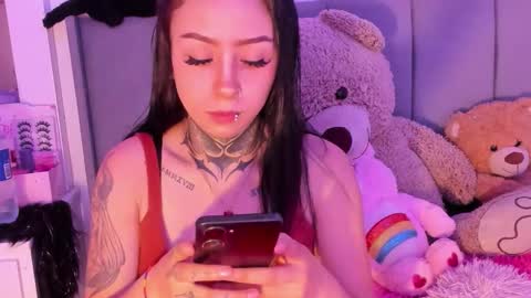 Lindaa maria  online show from 01/11/26, 07:30