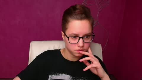 Linda online show from 02/23/25, 06:45