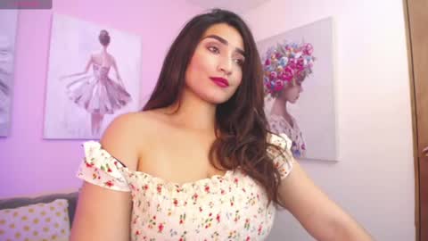 Maria Paula online show from 03/04/25, 12:12