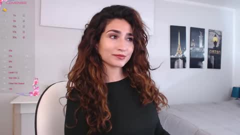 Maria Paula online show from 04/13/26, 12:21