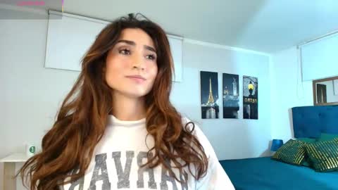 Snapshot of linda_morgan1 chatting on 05/10/26, 12:10 Maria Paula online show from 05/10/26, 12:10
