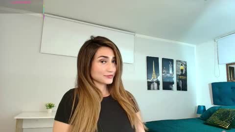 Snapshot of linda_morgan1 chatting on 06/08/26, 10:37 Maria Paula online show from 06/08/26, 10:37