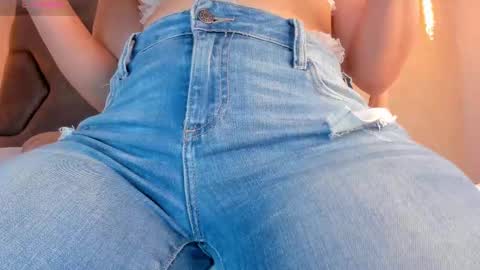 Linda Saenz online show from 03/05/25, 03:07