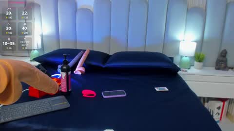 Snapshot of linda_sofi__ chatting on 06/13/26, 07:12 linda_sofi__ online show from 06/13/26, 07:12