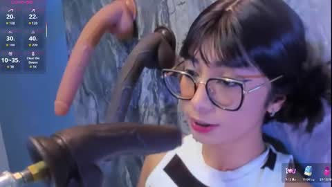 Snapshot of linda_sofi__ chatting on 07/21/26, 10:45 linda_sofi__ online show from 07/21/26, 10:45