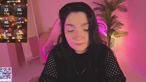 Linda online show from 12/20/25, 12:18