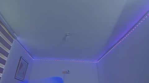   online show from 03/10/25, 08:45