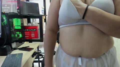 Linda online show from 03/09/25, 04:27