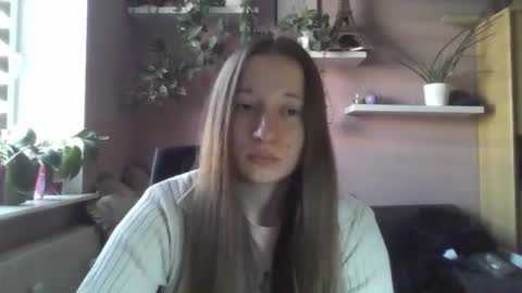 Snapshot of lindaamore chatting on 10/14/25, 06:25 LindaAmore online show from 10/14/25, 06:25