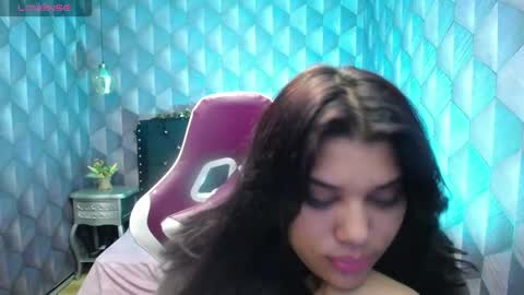 Snapshot of lindabreexlove chatting on 12/26/24, 08:39 online show from 12/26/24, 08:39