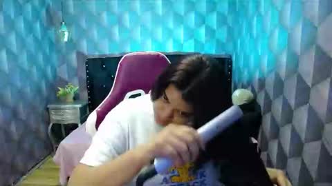 Snapshot of lindabreexlove chatting on 01/09/25, 09:16 online show from 01/09/25, 09:16