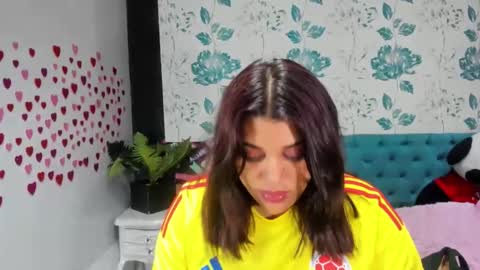 Snapshot of lindabreexlove chatting on 01/25/25, 04:03 online show from 01/25/25, 04:03