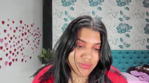 Snapshot of lindabreexlove chatting on 03/04/25, 05:03 online show from 03/04/25, 05:03