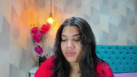 Snapshot of lindabreexlove chatting on 12/14/25, 01:49 online show from 12/14/25, 01:49