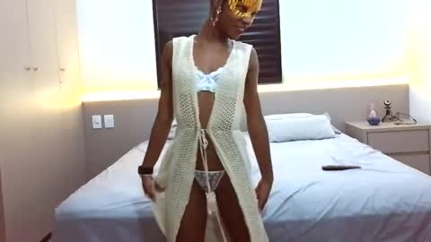 Lindaegringo online show from 09/16/25, 09:49