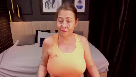 Linda online show from 07/09/26, 01:48