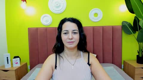 Linda online show from 02/02/26, 01:37