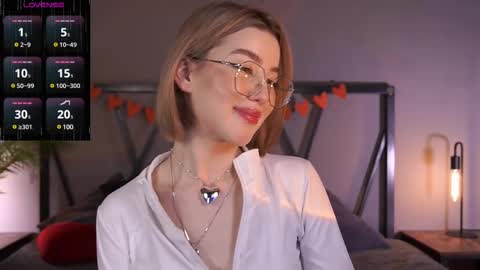 your Linda is back online show from 03/08/25, 11:16