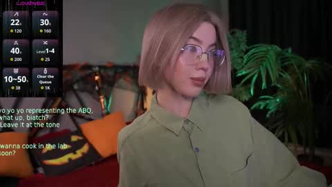 your Linda is back online show from 10/26/25, 04:18