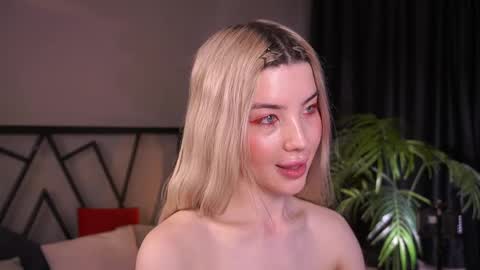 your Linda is back online show from 04/11/26, 04:50