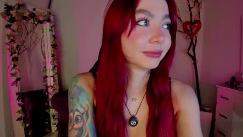 Lindsay    online show from 04/13/26, 01:33