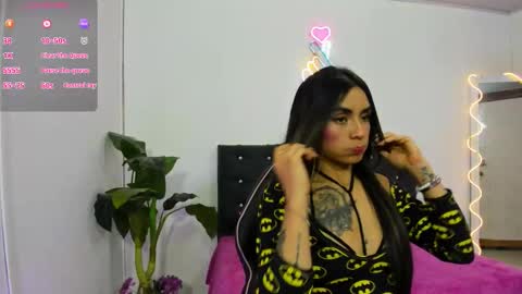 Linda  online show from 03/23/26, 03:32