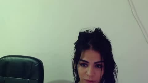 lindsey_2023 online show from 12/13/24, 04:16