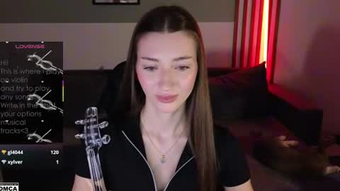 Snapshot of lindsey_mey chatting on 06/23/26, 10:08 Lindsey online show from 06/23/26, 10:08