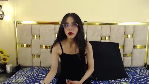 Snapshot of ling_ling24 chatting on 02/11/25, 04:22 ling ling24 online show from 02/11/25, 04:22