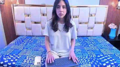 Snapshot of ling_ling24 chatting on 05/25/26, 03:34 ling ling24 online show from 05/25/26, 03:34