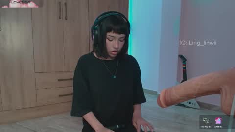 Ling online show from 05/11/26, 02:45