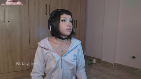 Ling online show from 05/30/26, 01:35