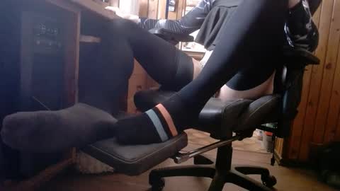 Snapshot of linkcd chatting on 02/14/25, 10:28 CandyPop online show from 02/14/25, 10:28