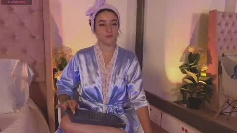 Luciana online show from 03/29/26, 08:20