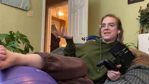 Linzy19 online show from 02/03/26, 01:04