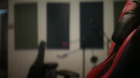 lion_hotty online show from 10/01/25, 10:49