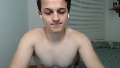 Snapshot of lioncluess chatting on 10/21/25, 11:27 Lion Cluess online show from 10/21/25, 11:27