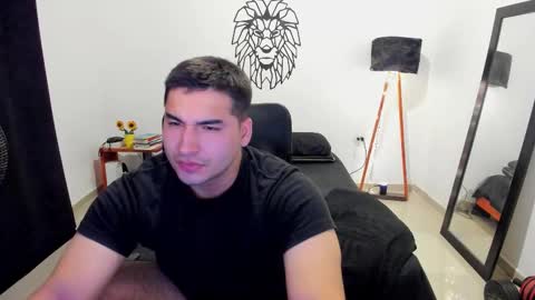 Lion online show from 11/09/25, 02:10