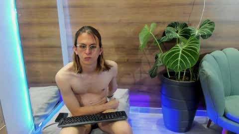 Lior evan online show from 05/23/26, 02:17