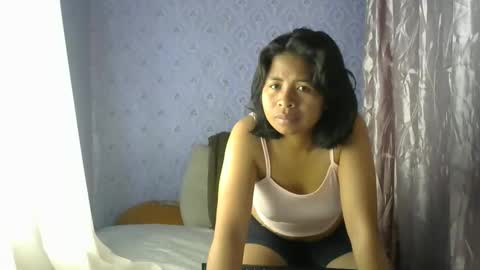 liora online show from 10/17/25, 04:15