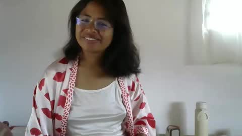 liora online show from 02/01/26, 05:17