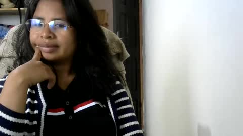Liora selenex online show from 06/29/26, 10:48