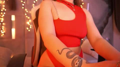 Lia online show from 02/26/26, 08:24