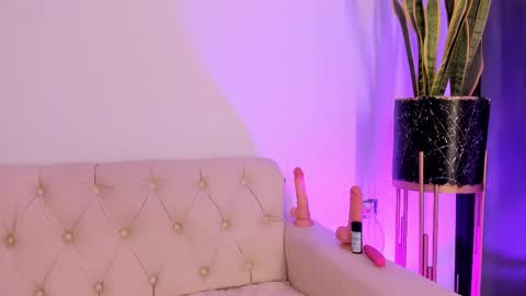 Liorah wolf online show from 02/12/26, 07:53