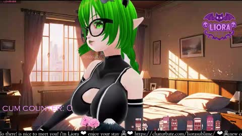 im Liora uwu   online show from 09/28/25, 03:50